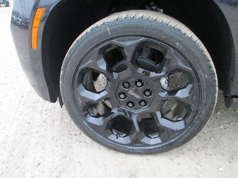 New 2026 GMC Yukon Denali image 11