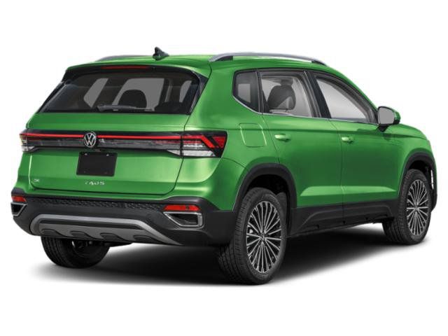 Certified 2026 Volkswagen Taos SE FWD image 3