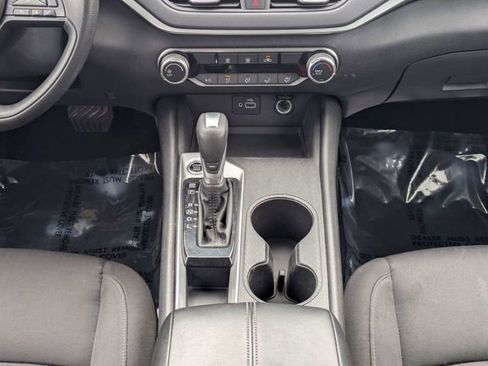 Used 2024 Nissan Altima 2.5 S image 17