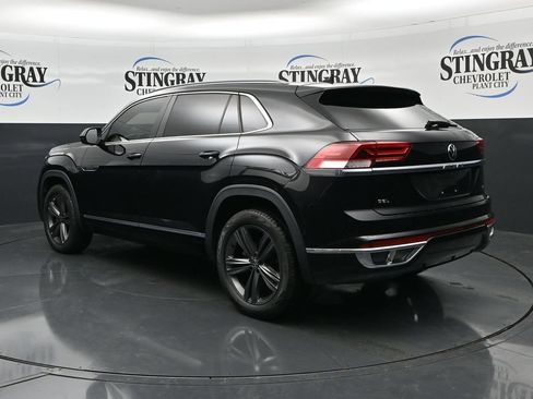 Used 2022 Volkswagen Atlas Cross Sport SEL R-Line AWD/4WD image 5