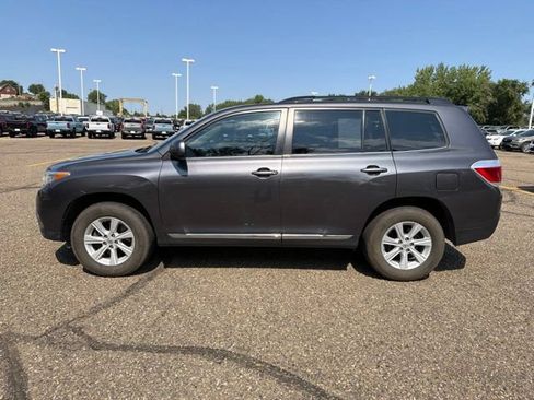 Used 2013 Toyota Highlander SE AWD/4WD image 4