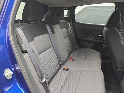 Used 2025 Nissan Kicks SV image 44