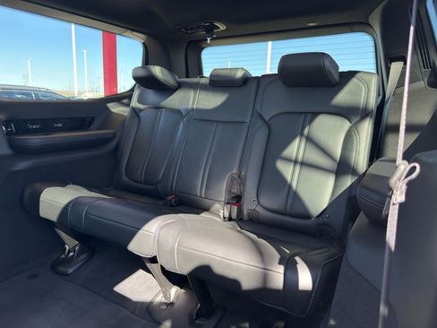 New 2026 Jeep Grand Wagoneer Summit w/ Premium Group III AWD/4WD image 37
