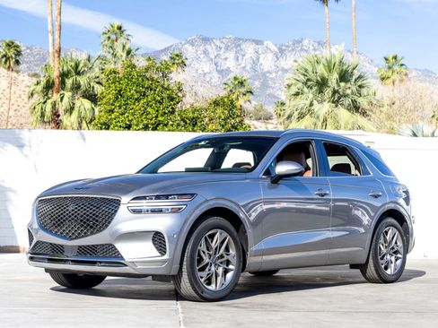 Used 2023 Genesis GV70 2.5T w/ Advanced Package image 1