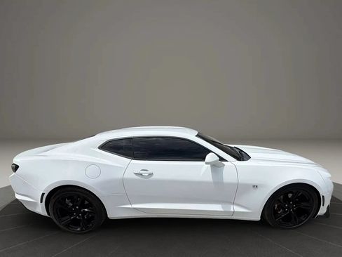 Used 2019 Chevrolet Camaro LT RWD image 6