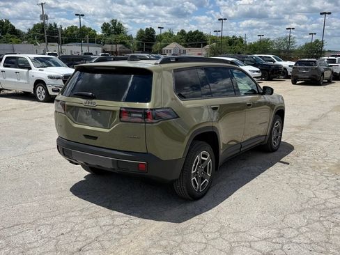 New 2026 Jeep Cherokee Laredo AWD/4WD image 6