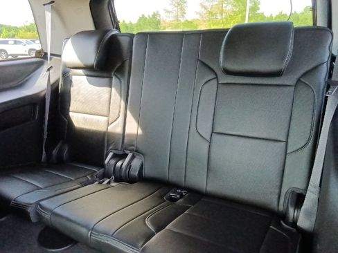 Used 2017 GMC Yukon Denali w/ Open Road Package AWD/4WD image 33