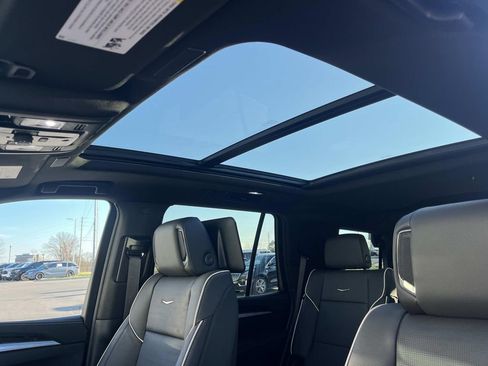 New 2026 Cadillac Escalade Luxury w/ Touring Package image 31