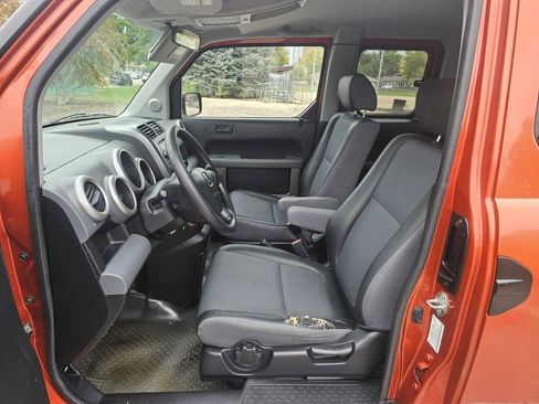 Used 2004 Honda Element EX image 9