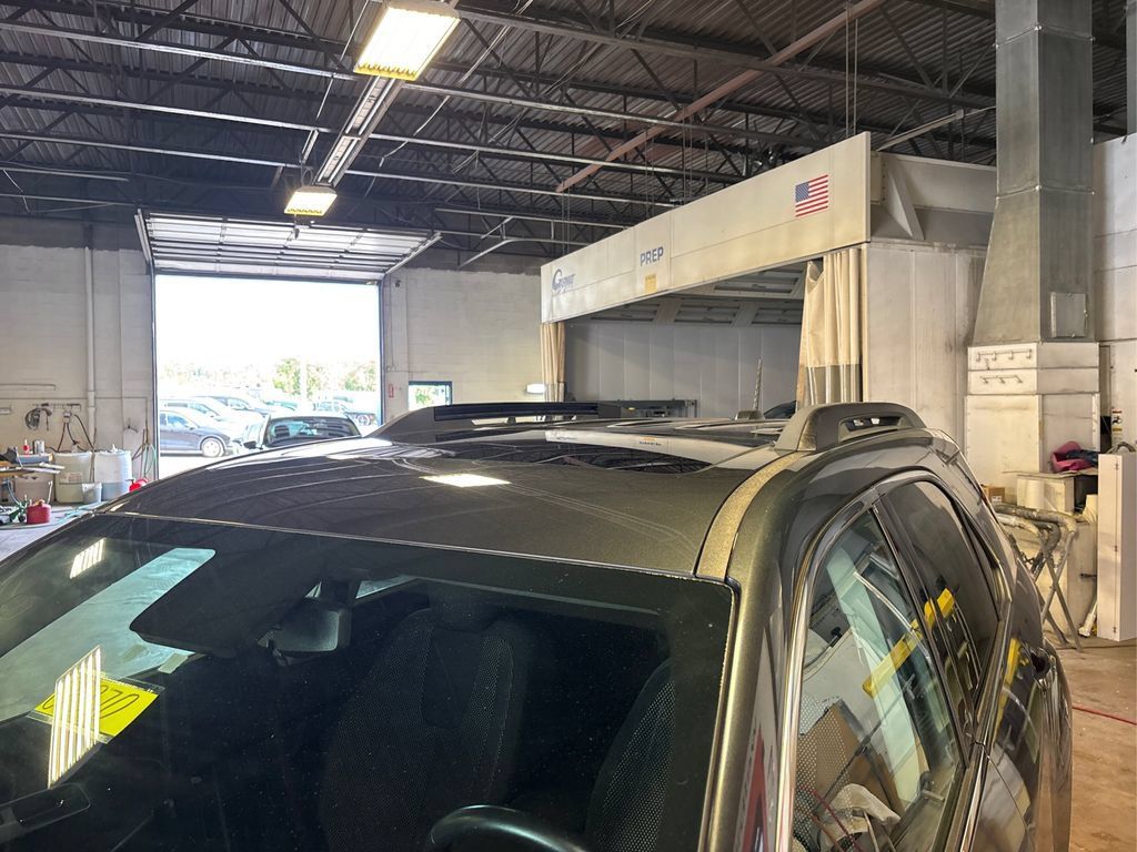 Used 2017 Chevrolet Equinox LT w/ Convenience Package AWD/4WD image 14