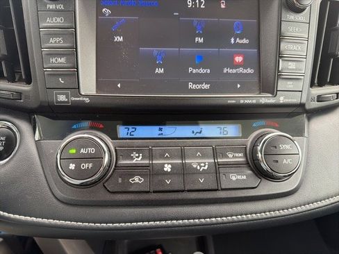 Used 2018 Toyota RAV4 Platinum image 17