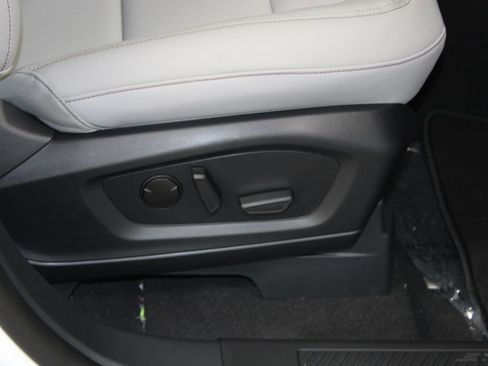 New 2026 Ford Explorer Active w/ Active Comfort Package image 27