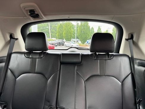 Certified 2025 Honda Pilot EX-L image 16