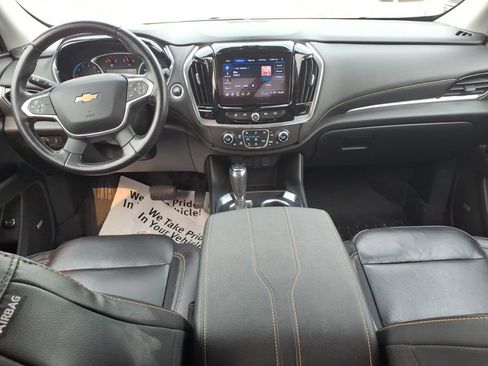 Used 2020 Chevrolet Traverse LT w/ LT Premium Package AWD/4WD image 12