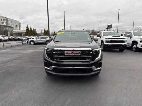 Used 2025 GMC Acadia Elevation AWD/4WD image 8
