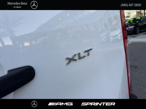 Used 2022 Ford Transit 350 XLT image 6