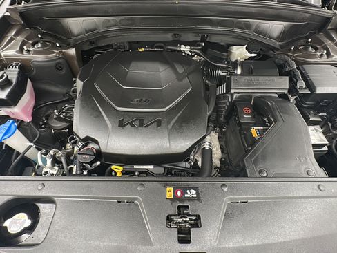 Used 2025 Kia Telluride S AWD/4WD image 24