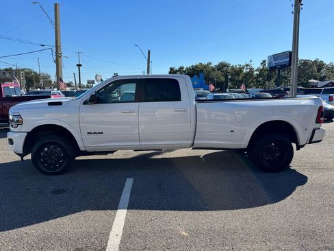Used 2021 RAM 3500 Laramie w/ Night Edition AWD/4WD image 8