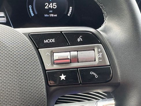 Used 2025 Hyundai Ioniq 5 SEL image 26