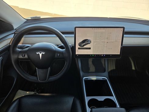 Used 2021 Tesla Model 3 Long Range image 8