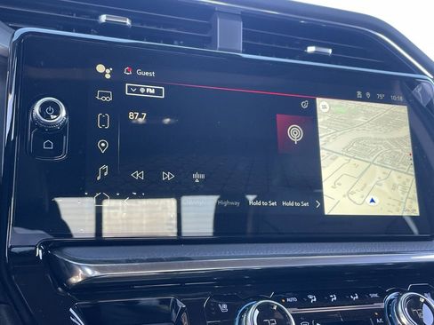 New 2025 GMC Sierra 2500 Denali w/ Denali Reserve Package image 13