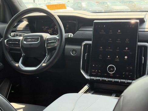 Used 2024 GMC Acadia Elevation w/ Luxury Package FWD image 12