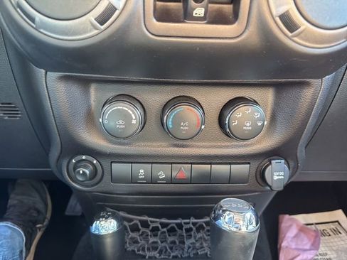 Used 2016 Jeep Wrangler Unlimited Sport w/ Quick Order Package 24S image 18