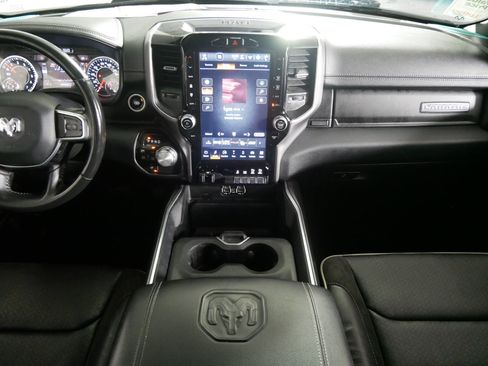 Used 2022 RAM 1500 Laramie w/ Sport Appearance Package AWD/4WD image 10