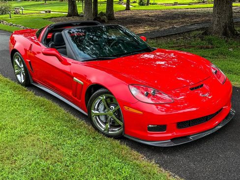 Used 2013 Chevrolet Corvette Grand Sport w/ 3LT Preferred Equipment Group RWD image 36