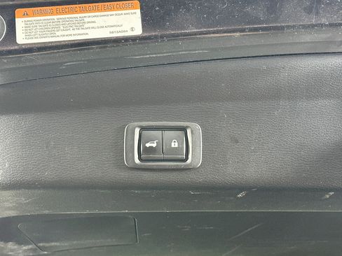 Used 2024 Mitsubishi Outlander SE AWD/4WD image 31
