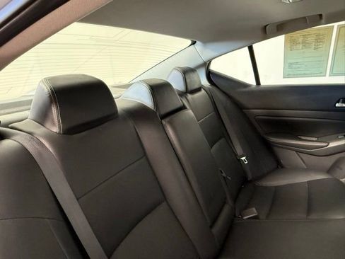 Used 2019 Nissan Altima 2.5 Platinum image 42