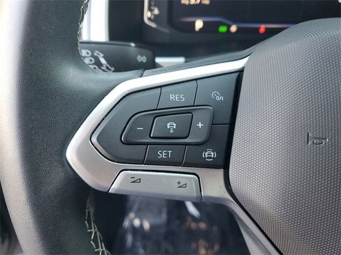 Certified 2023 Volkswagen Atlas SE w/ Black Wheel Package image 22