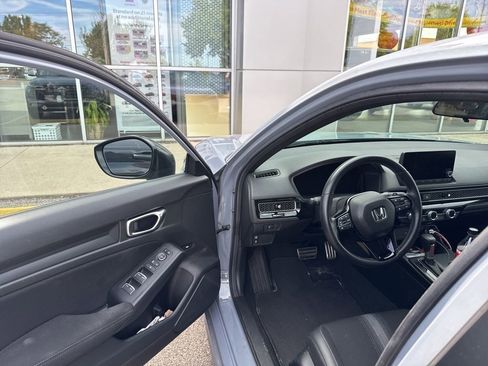 Used 2024 Honda Civic Sport image 17