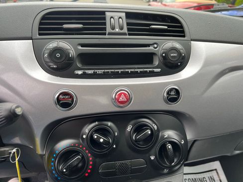 Used 2015 FIAT 500 Pop FWD image 18