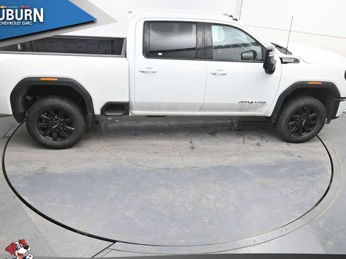 New 2026 GMC Sierra 2500 AT4 image 31