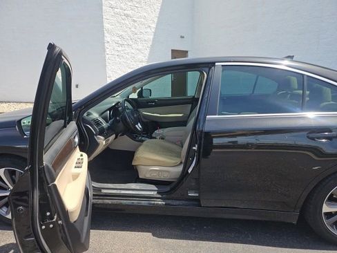 Used 2016 Subaru Legacy 2.5i Limited AWD/4WD image 6