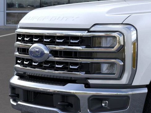 New 2026 Ford F250 Lariat w/ Chrome Package image 17