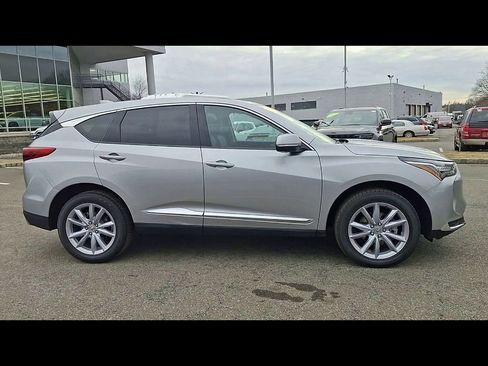 Used 2023 Acura RDX SH-AWD image 9