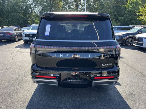 New 2026 INFINITI QX80 Luxe w/ Cargo Package image 4