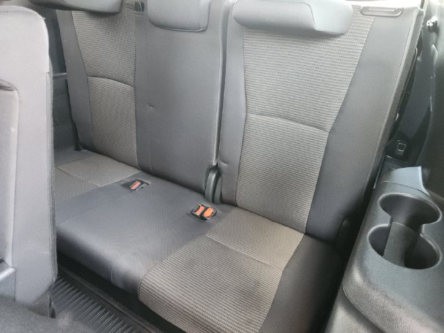 Used 2024 Toyota Highlander LE AWD/4WD image 27