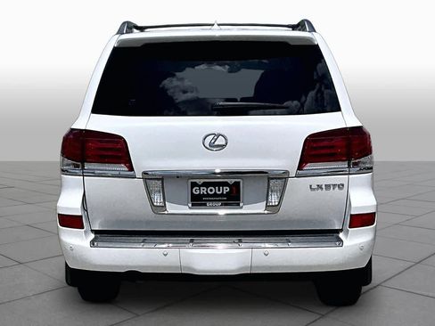 Used 2014 Lexus LX 570 4WD image 5