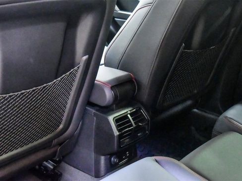 Certified 2025 Audi Q3 2.0T Premium Plus w/ Premium Plus Package image 19