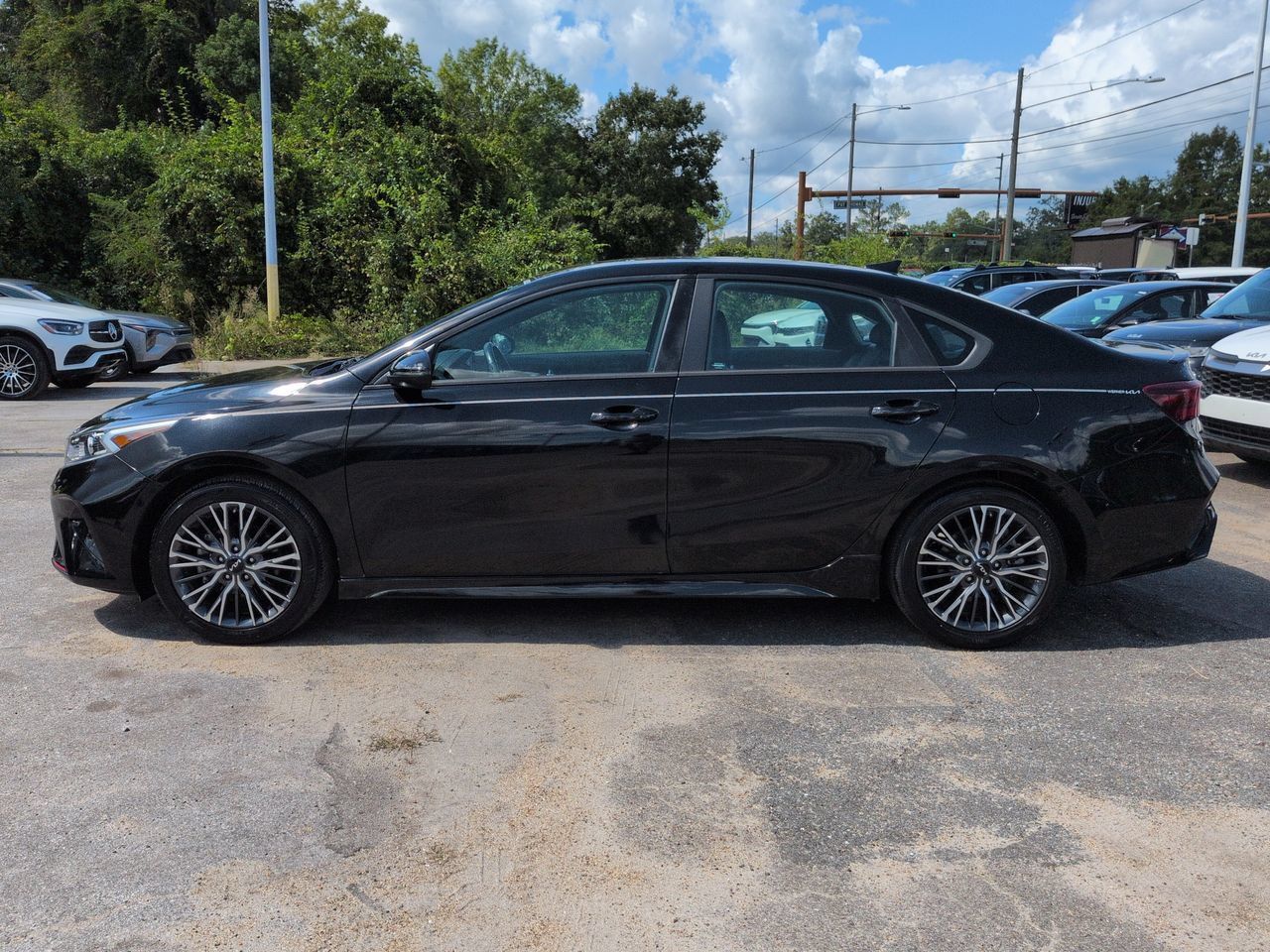Used 2024 Kia Forte GT-Line w/ GT-Line Premium Package FWD image 8