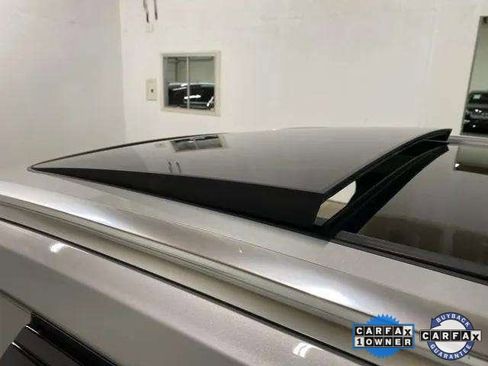 Used 2025 Volvo V60 B5 Cross Country Plus image 26