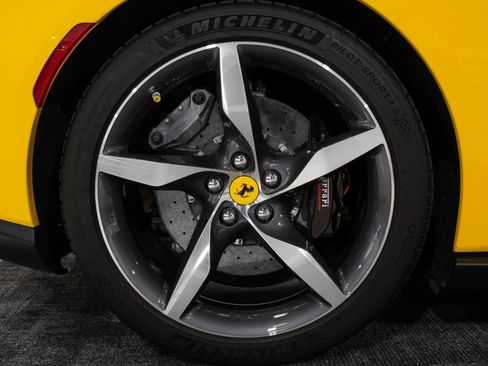Used 2023 Ferrari Portofino M RWD image 38