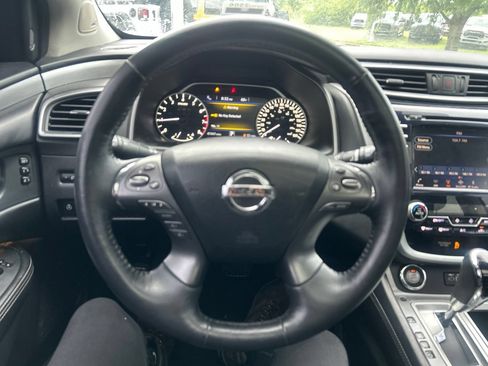 Used 2019 Nissan Murano SL AWD/4WD image 18