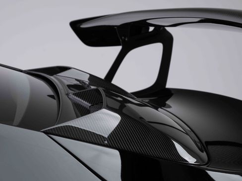 Used 2018 Porsche 911 GT2 RS image 64