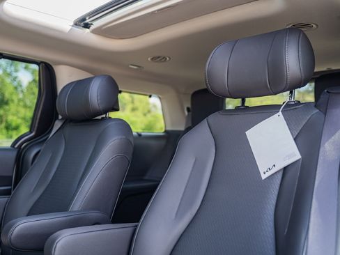 New 2026 Kia Carnival SX Prestige image 15
