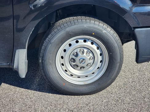 Used 2017 Nissan NV 3500 S w/ Power Package image 11