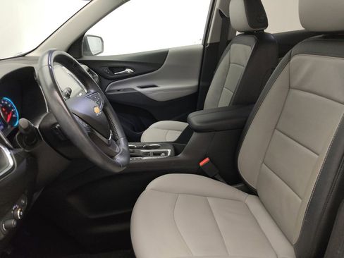 Used 2019 Chevrolet Equinox Premier image 17
